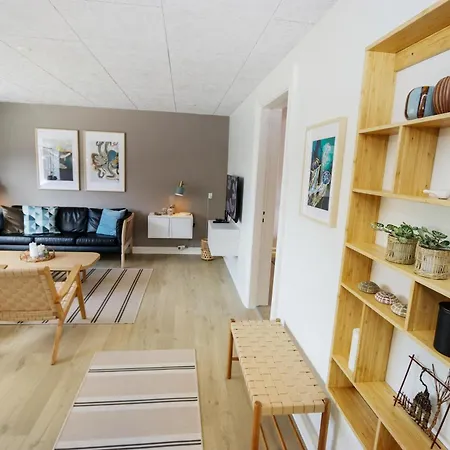 Total Renoveret Parcelhus Med Terrasse Og Beliggende Taet Ved Vesterhavet Og Taet Ved Indkob Sj1046 *