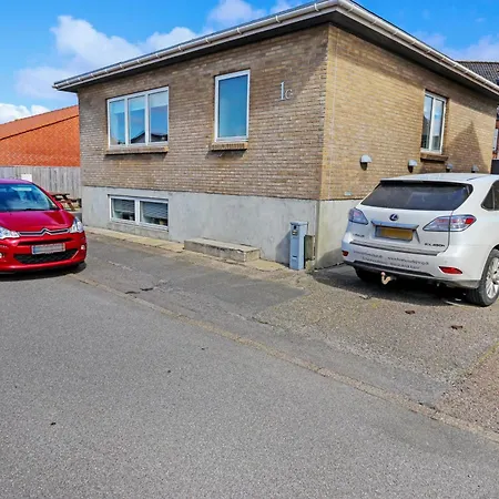 בית נופש Total Renoveret Parcelhus Med Terrasse Og Beliggende Taet Ved Vesterhavet Og Taet Ved Indkob Sj1046 Thyborøn